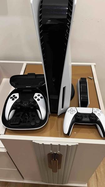 Продам комплект PS5