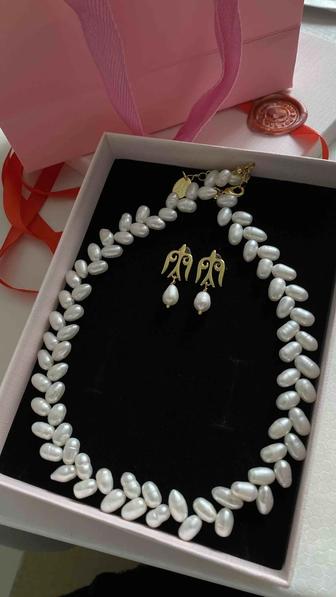 Новый жемчужный набор, колье и серьги(натуральный жемчуг)