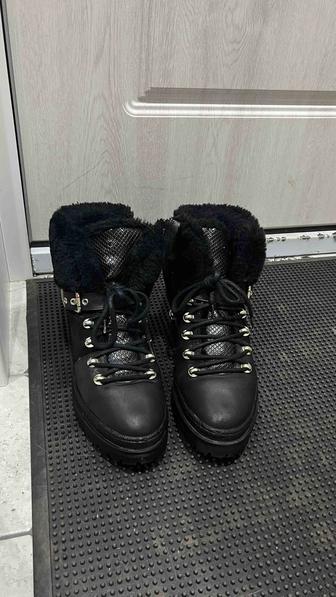 Ботинки зимние Tommy Hilfiger