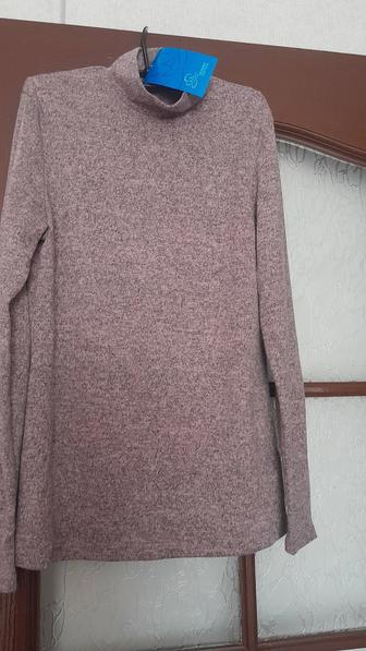 Продажа водолазок.