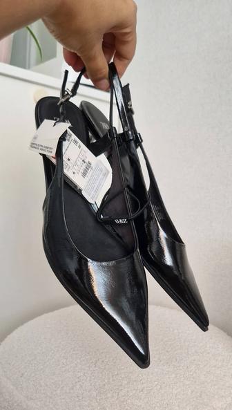Босоножки Zara, 40 размер