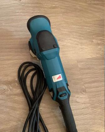 Эксцентриковая полировальная машинка Makita
