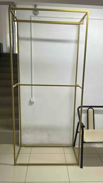 Продается золотистый рейл
