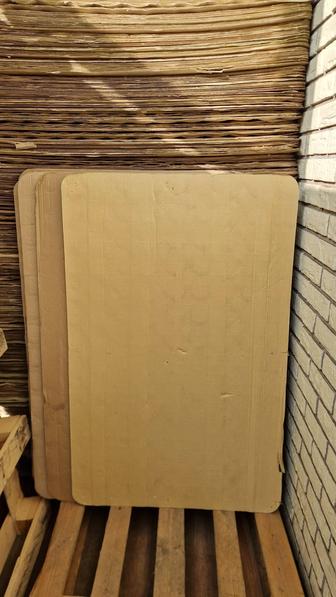 Картон листовой б.у.