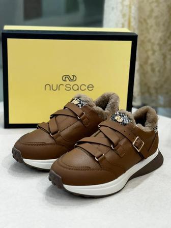 Зимние кроссовки nursace