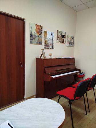 Обучение игре на фортепиано,репетитор по фортепиано