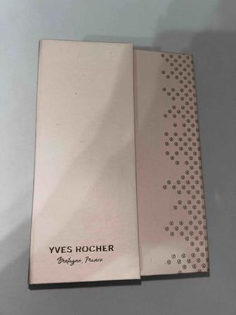 Подарочная коробка с пакетом