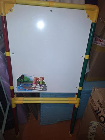 Мольберт детский