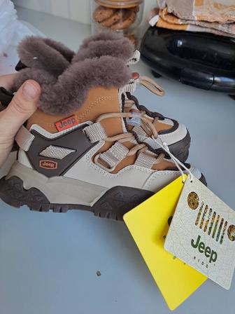 Обувь детская новая Jeep, 28размер, длина стельки 17,5см