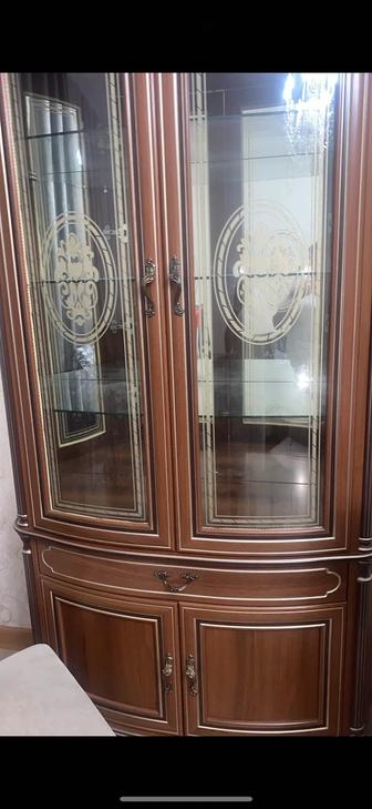 Буфет,сервант