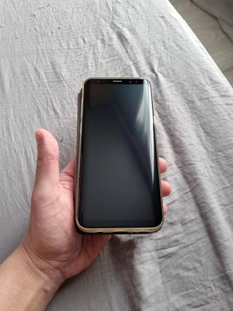 Продам телефон Samsung Galaxy S8 plus