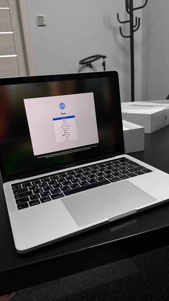 MacBook Pro 13-inch 2018