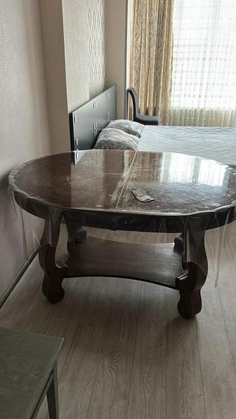 Продам Обеденный стол