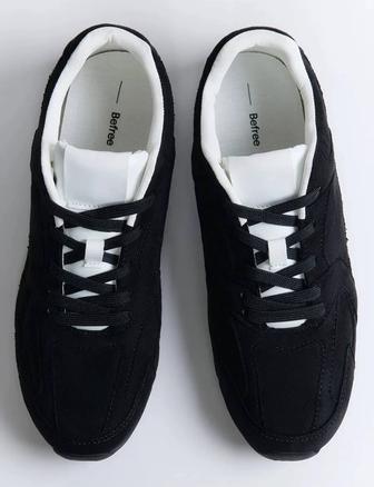 Кроссовки с низкой подошвой