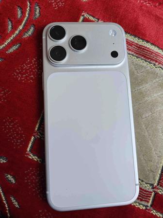 iPhone 17 pro max в продаже