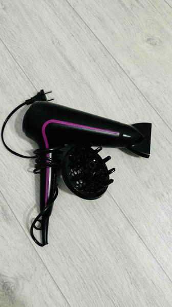 Продам новые фен Philips