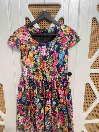 Платья 40-42 размер