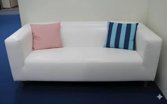 Продам диван в отличном состоянии