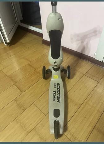 Продаю Самокат Scooter