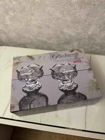 продам вазочки новые в коробке