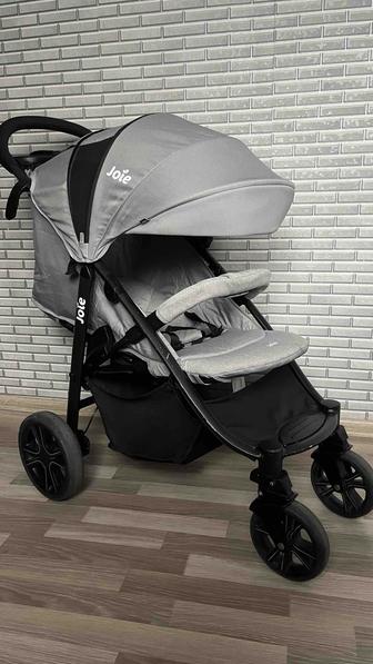 Коляска Joie Litetrax 4