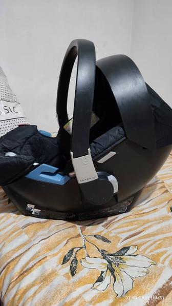 Продам автолюльку