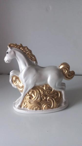 Копильник на тойбастар