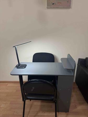 Сдается рабочее место для мастера маникюра / педикюра.