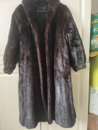 Продам шубу норковую бу