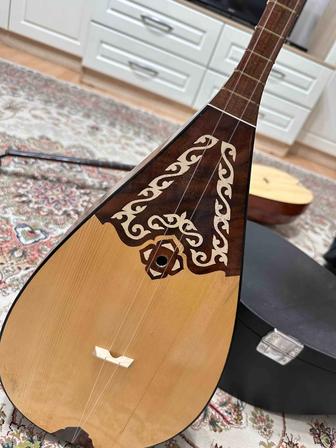 Домбыра сатылады!