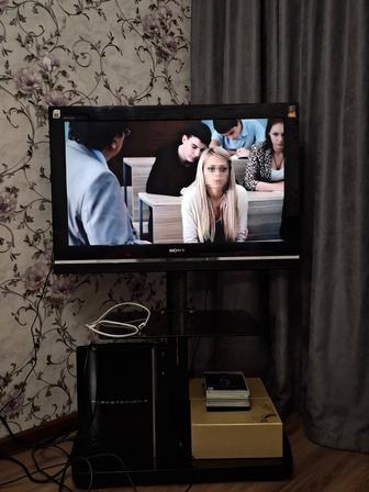 Телевизор SONY KLV-32V550A вместе с интернет-приставкой Xiaomi