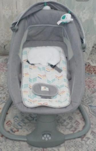 Продам шезлонг детский