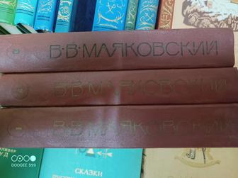 Продам книги