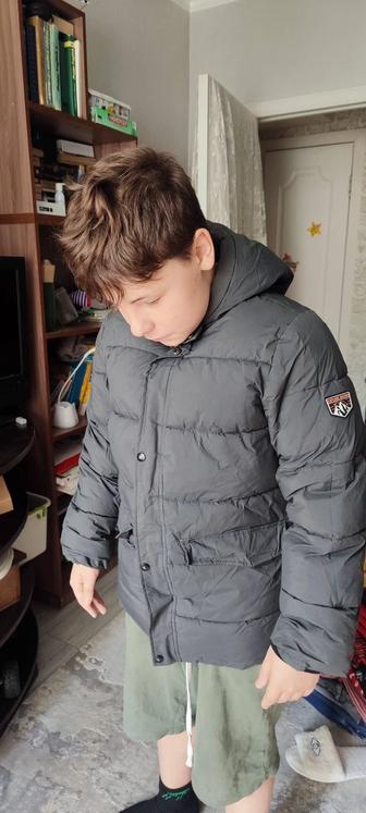 Зимняя куртка на мальчика