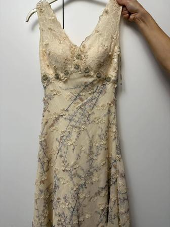 Нарядное платье