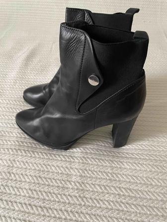 женские ботильоны