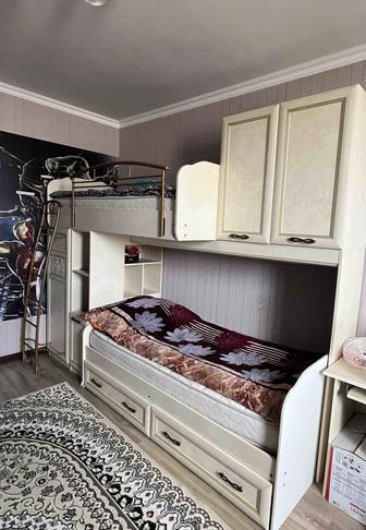 Детская двухэтажная кровать