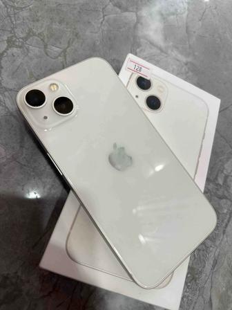 iPhone 13. Без трещин и царапин.