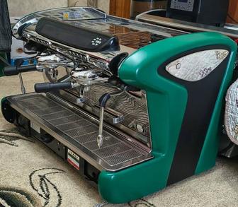 Профессиональная Кофемашина Faema