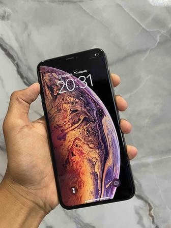 Телефон iPhone XS MAX