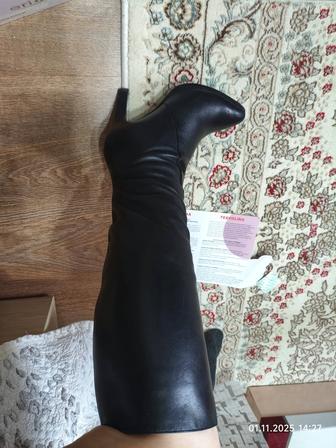 Сапоги зимние 33 размер, малютки эрисесс, на узкую ногу, один раз одевала,