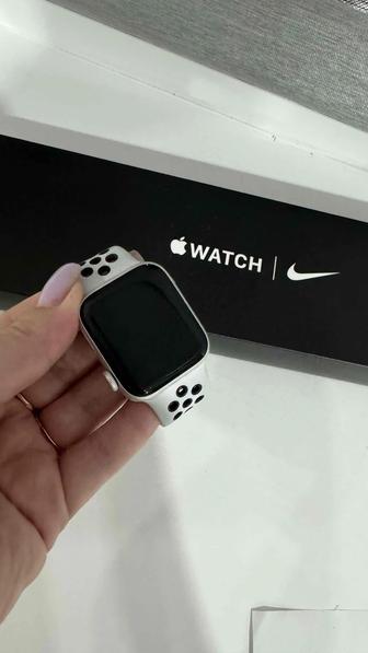 Продам Apple Watch