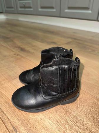 Обувь в хорошем состоянии для девочки