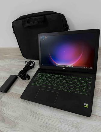Игровой ноутбук HP в полном комплекте