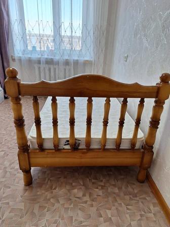 Продам односпальную кровать