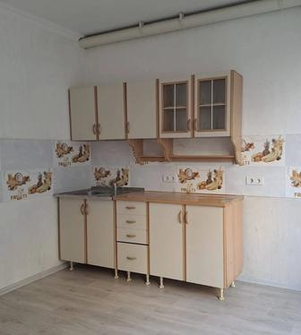 Продам кухонный шкаф