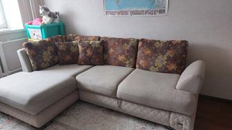 Продается диван в отличном состоянии