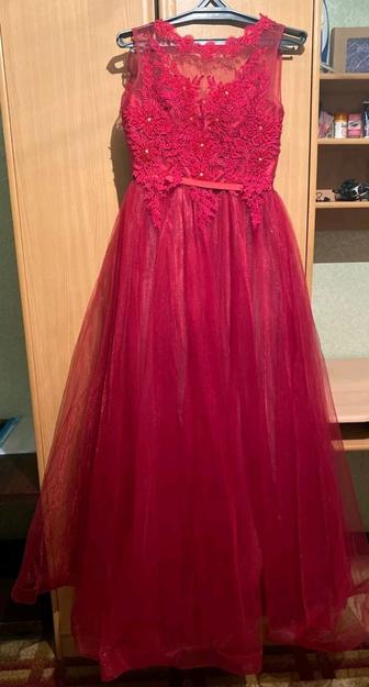 Продам платье