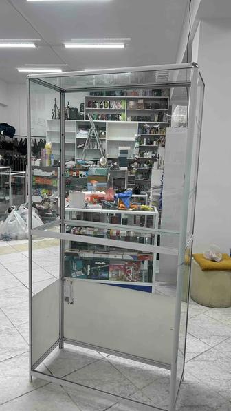 Продам витрины