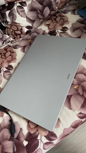 Продам свежий ноутбук - Acer Aspire 3